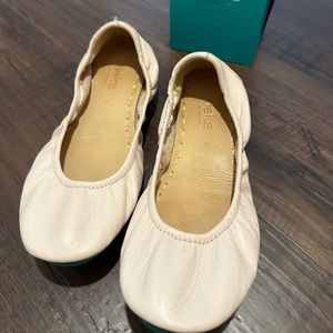 Tieks pink ballet flats size 8 with original packaging